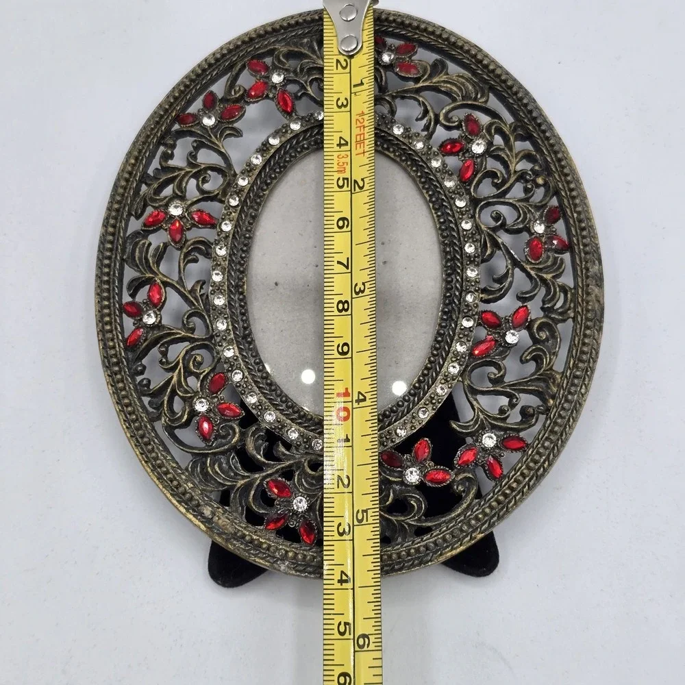 Green Tree Gallery 2005 Filigree Oval Red & Clear Stone 2x3‎ Photo Picture Frame
